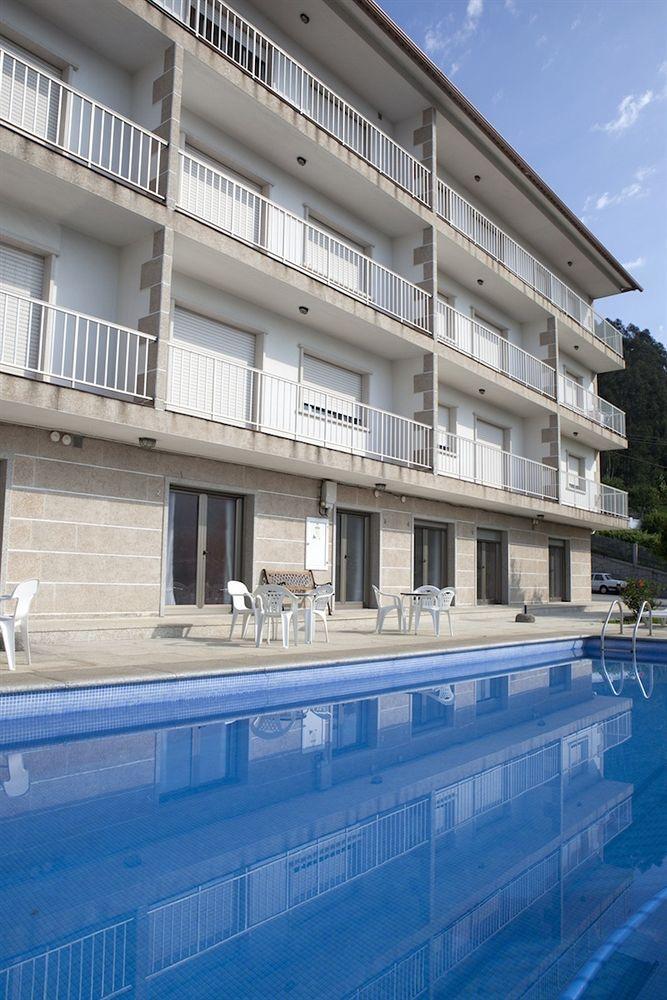 Apartamentos Canada Raxo Luaran gambar